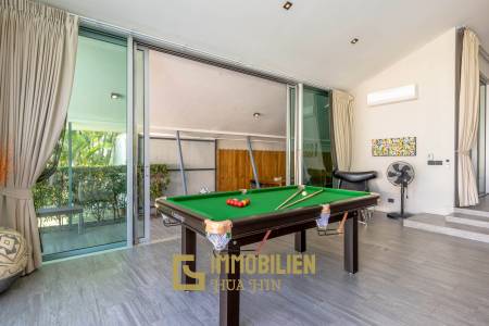 1,796 qm 7 Bett 7 Bad Villa Für Verkauf