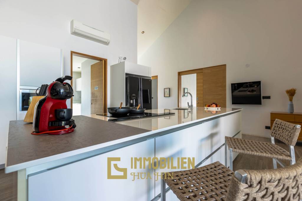 1,796 qm 7 Bett 7 Bad Villa Für Verkauf