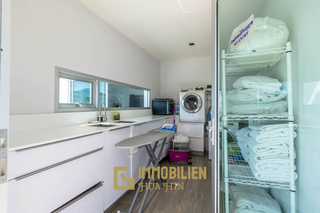 1,796 qm 7 Bett 7 Bad Villa Für Verkauf