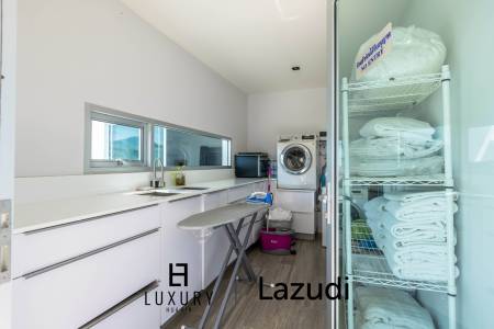 1,796 metro cuadrado 7 ` 7 Baño Villa de Venta