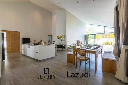 1,796 metro cuadrado 7 ` 7 Baño Villa de Venta