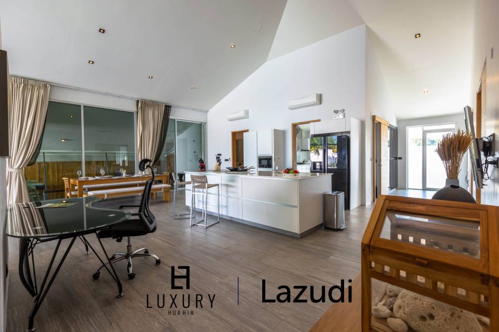 1,796 metro cuadrado 7 ` 7 Baño Villa de Venta