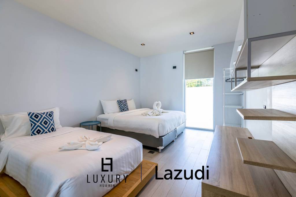 1,796 metro cuadrado 7 ` 7 Baño Villa de Venta