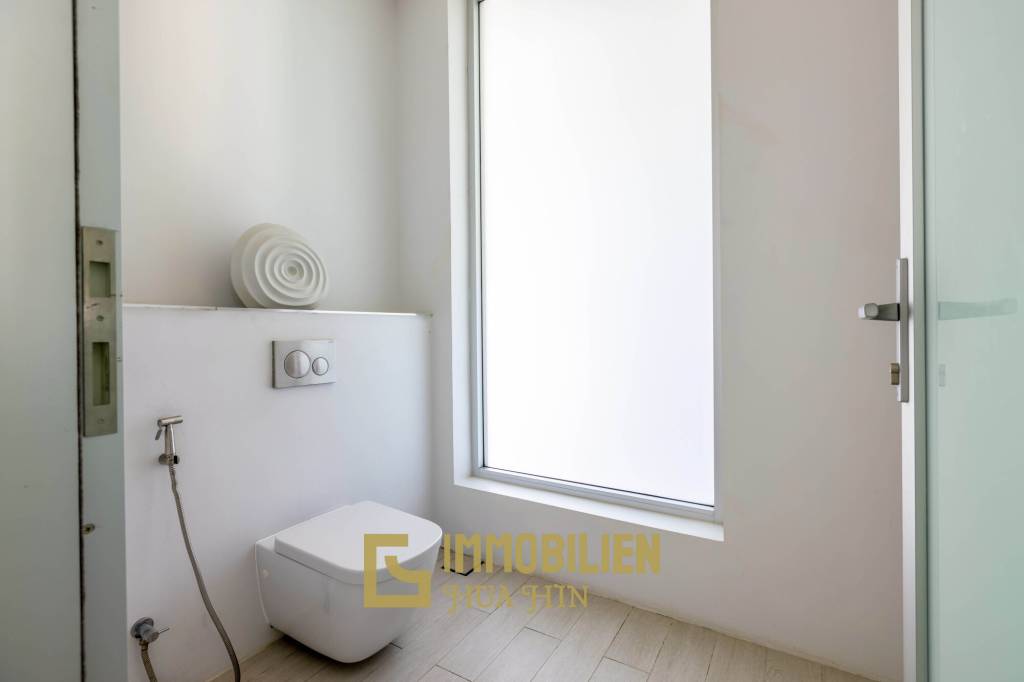 1,796 qm 7 Bett 7 Bad Villa Für Verkauf