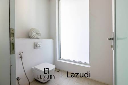 1,796 metro cuadrado 7 ` 7 Baño Villa de Venta