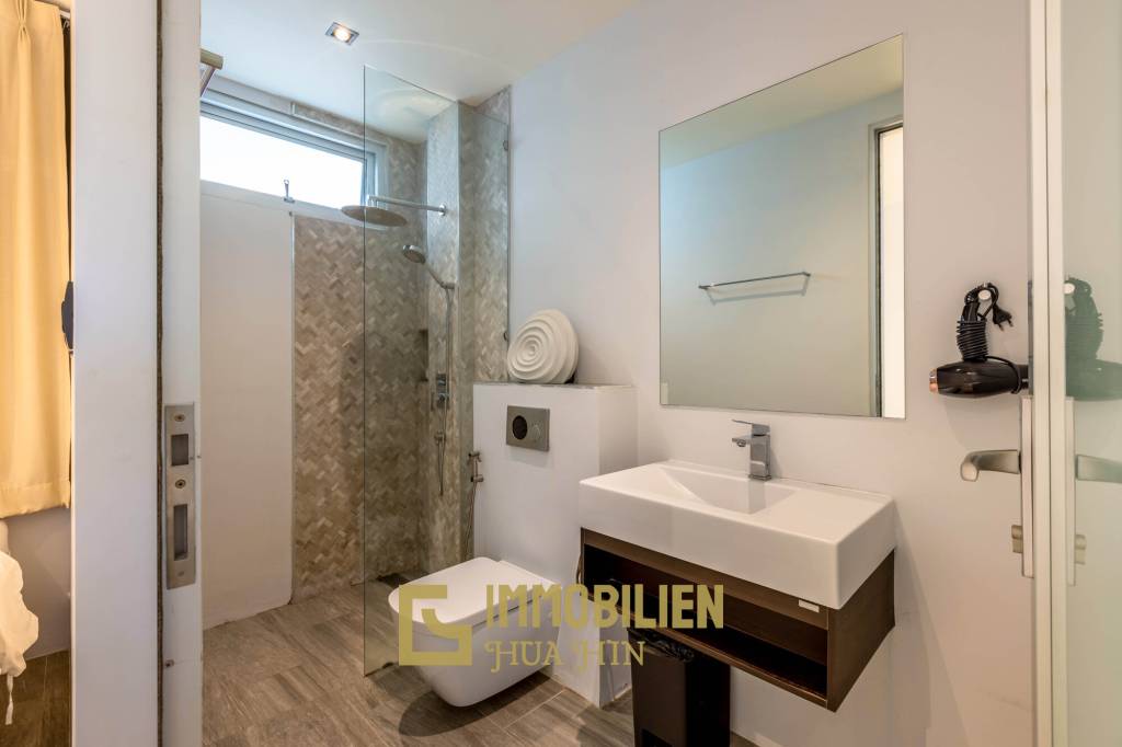 1,796 qm 7 Bett 7 Bad Villa Für Verkauf