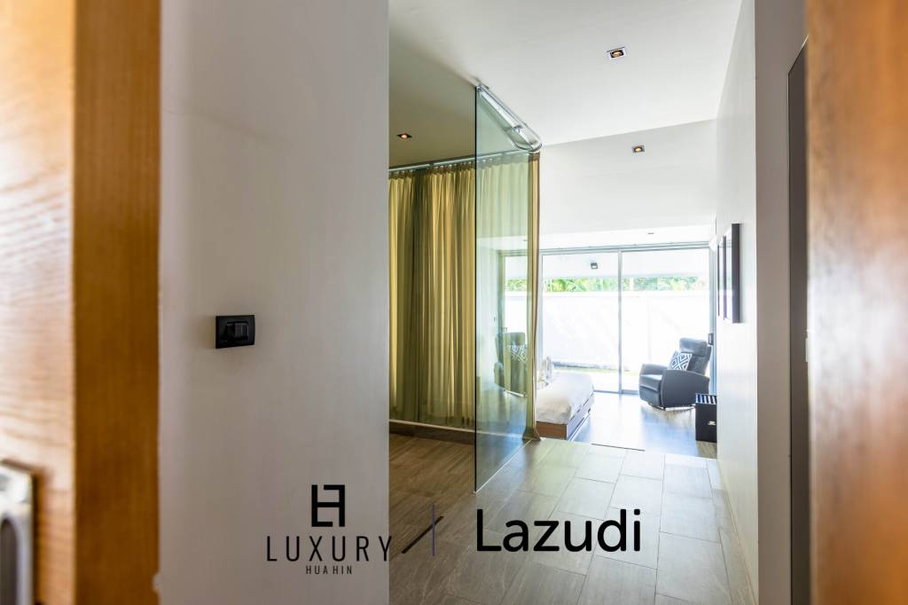 1,796 metro cuadrado 7 ` 7 Baño Villa de Venta