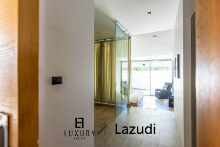 1,796 metro cuadrado 7 ` 7 Baño Villa de Venta