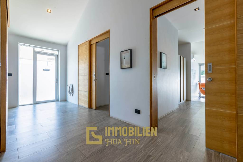 1,796 qm 7 Bett 7 Bad Villa Für Verkauf