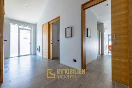 1,796 qm 7 Bett 7 Bad Villa Für Verkauf