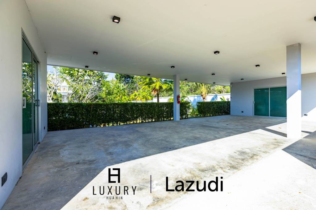 1,796 metro cuadrado 7 ` 7 Baño Villa de Venta