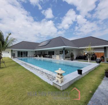 THE CLOUDS 2 : 5 Bed Pool villa on large land plot