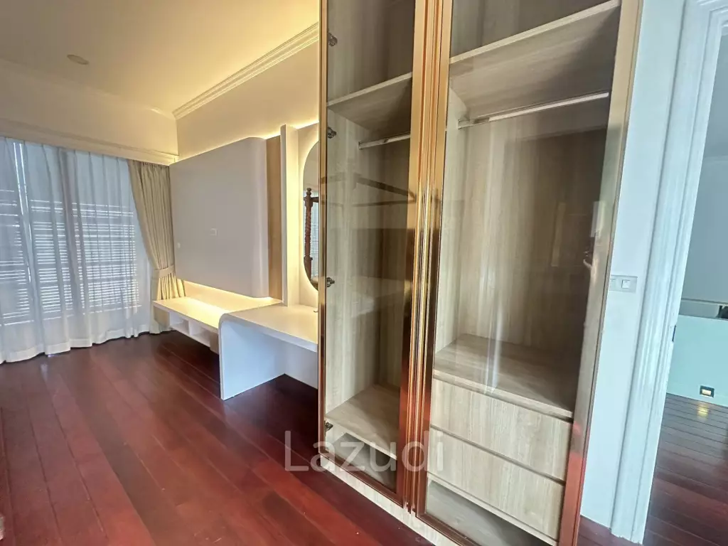 Modern Two-Storey Pool Villa with Private Garden for Rent near IKEA Phuket