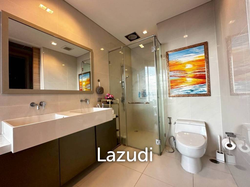 3 Beds 5 Baths 217 SQ.M. Reflection Jomrien Beach Pattaya