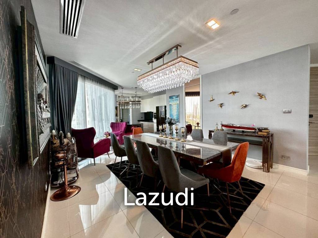 3 Beds 5 Baths 217 SQ.M. Reflection Jomrien Beach Pattaya