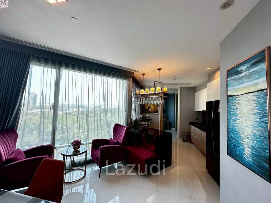 3 Beds 5 Baths 217 SQ.M. Reflection Jomrien Beach Pattaya
