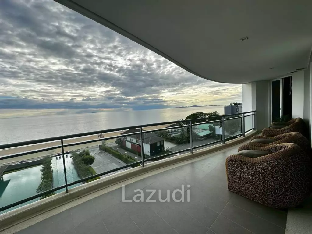 3 Beds 5 Baths 217 SQ.M. Reflection Jomrien Beach Pattaya