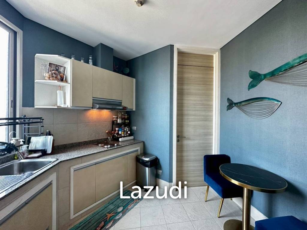 3 Beds 5 Baths 217 SQ.M. Reflection Jomrien Beach Pattaya
