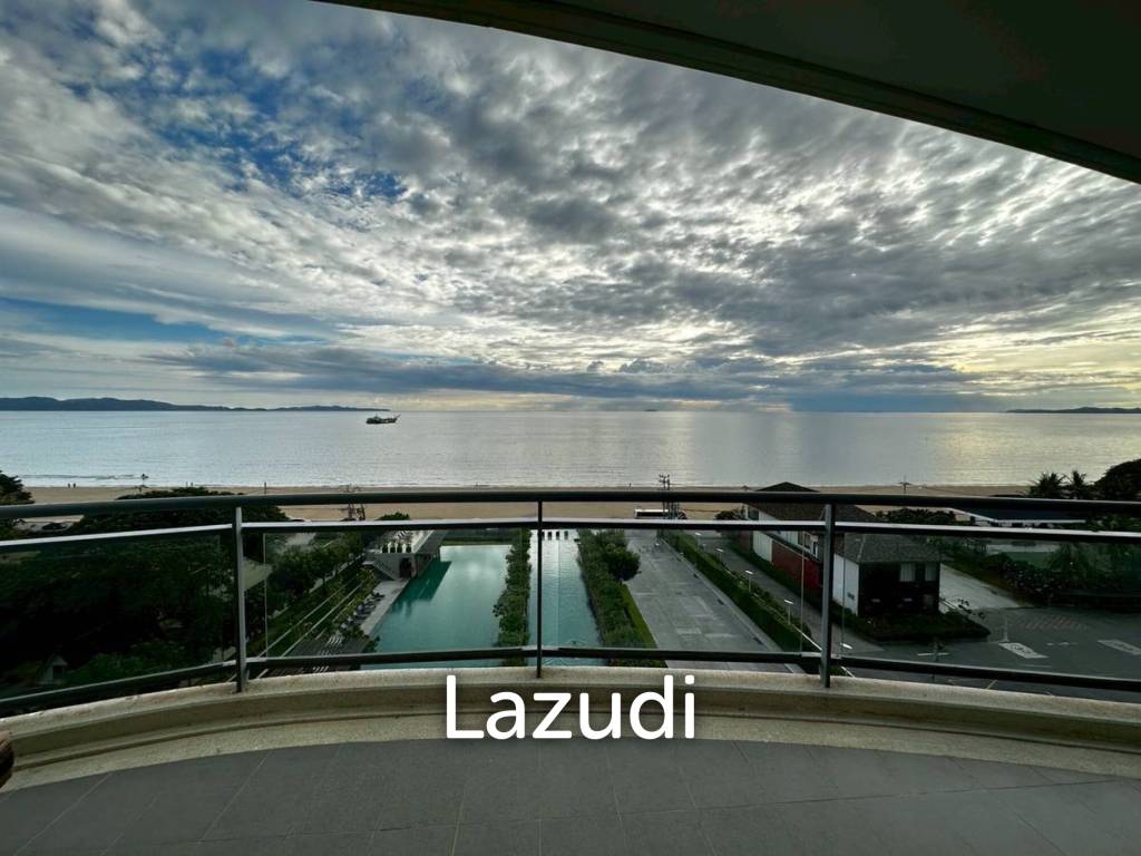 3 Beds 5 Baths 217 SQ.M. Reflection Jomrien Beach Pattaya