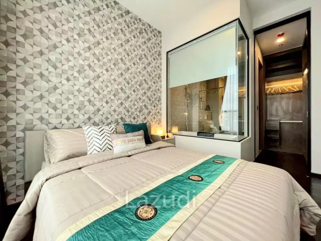 30 sqm high floor 1 bedroom condo at Park Origin Thonglor Bangkok