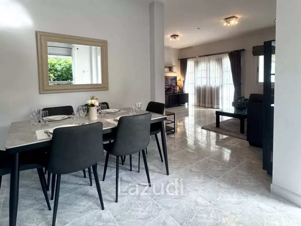 Tropical Garden Village Elegant 3 Bedroom Family Home, Renovated
