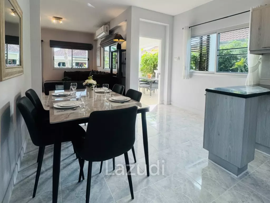 Tropical Garden Village Elegant 3 Bedroom Family Home, Renovated