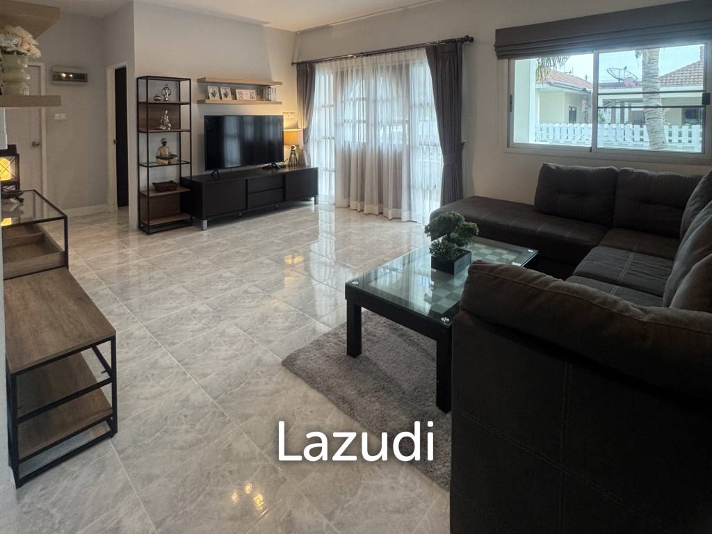 Tropical Garden Village Elegant 3 Bedroom Family Home, Renovated