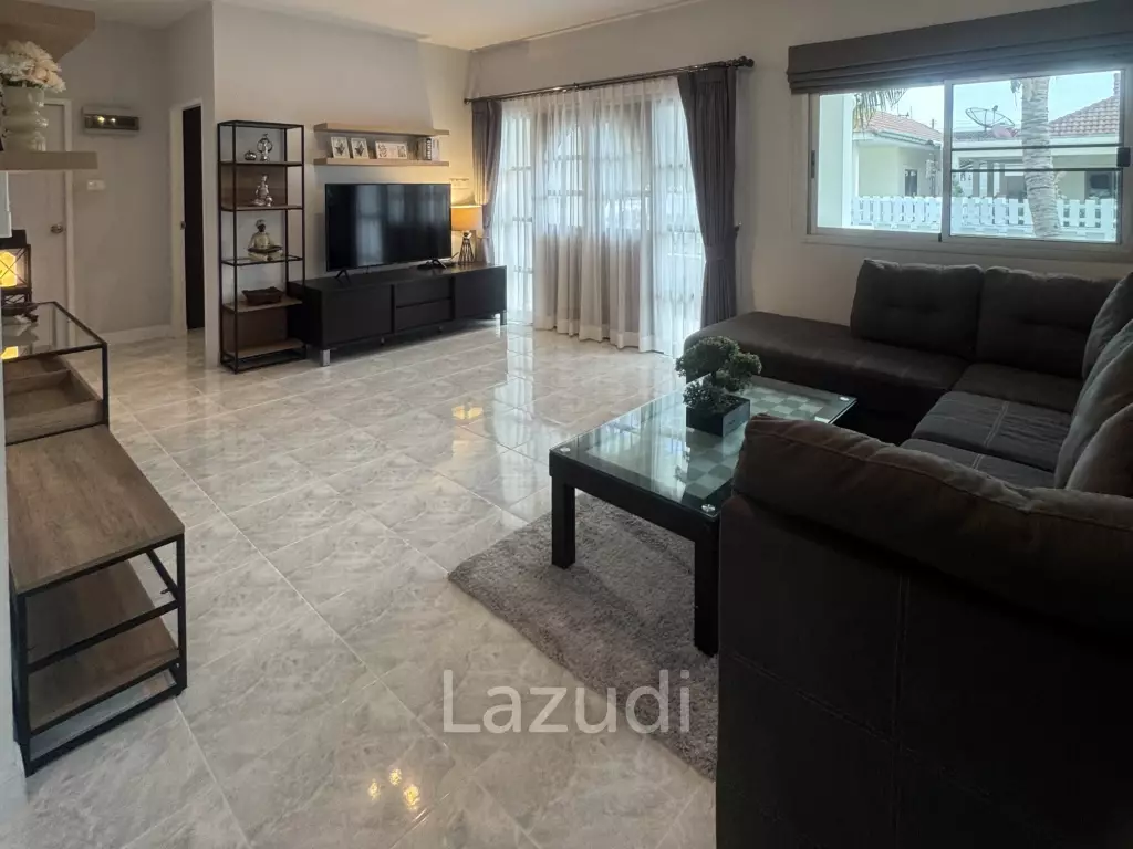 Tropical Garden Village Elegant 3 Bedroom Family Home, Renovated