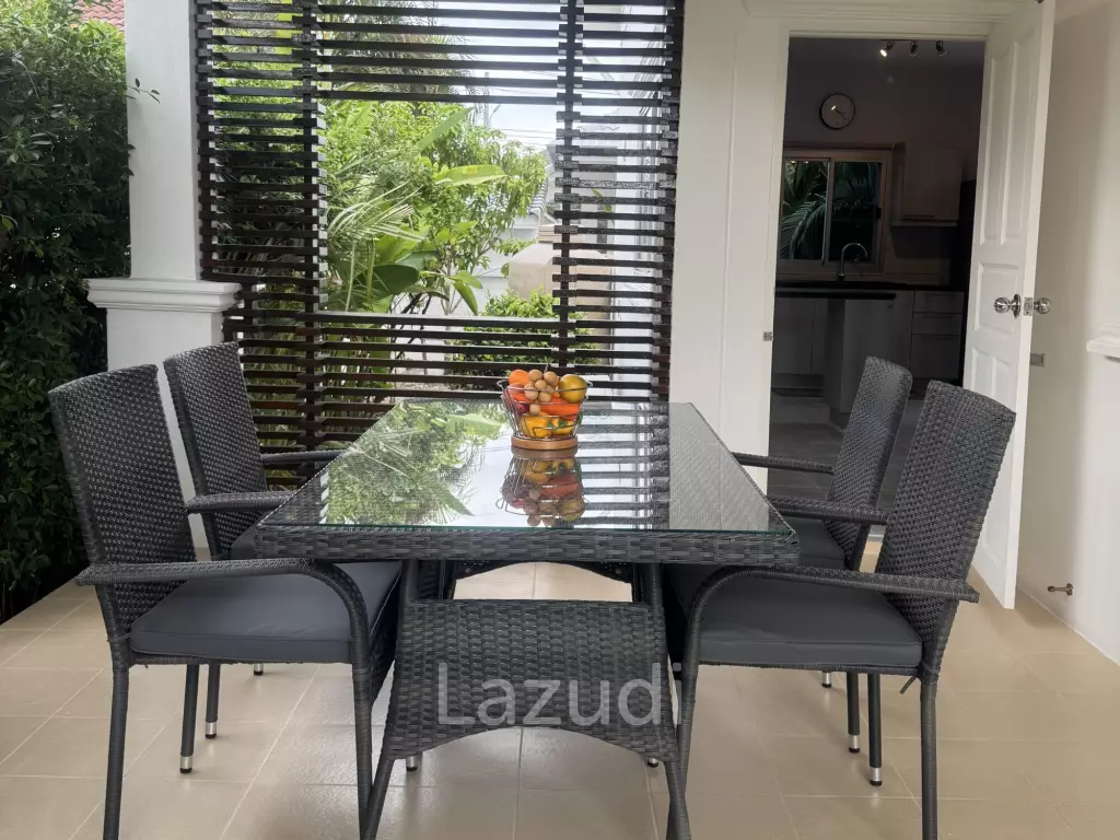 Tropical Garden Village Elegant 3 Bedroom Family Home, Renovated