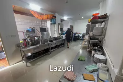Restaurant / 30 seats / 9 tables