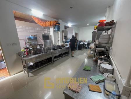 Restaurant / 30 Sitzplätze / 9 Tische