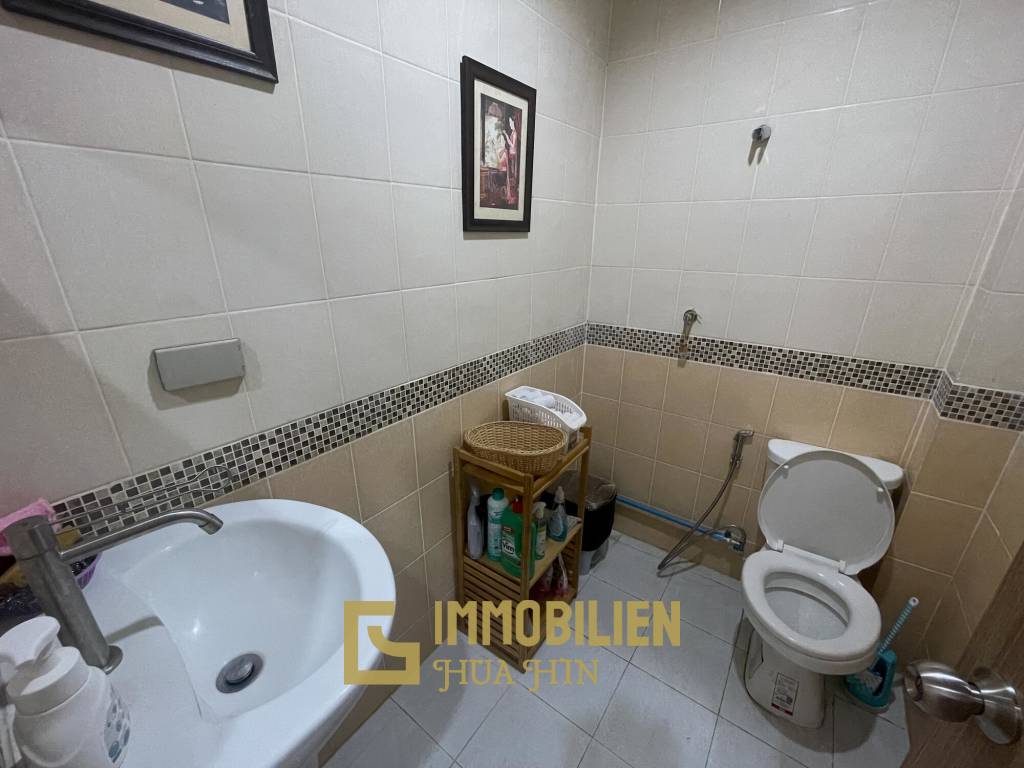 Restaurant / 30 Sitzplätze / 9 Tische