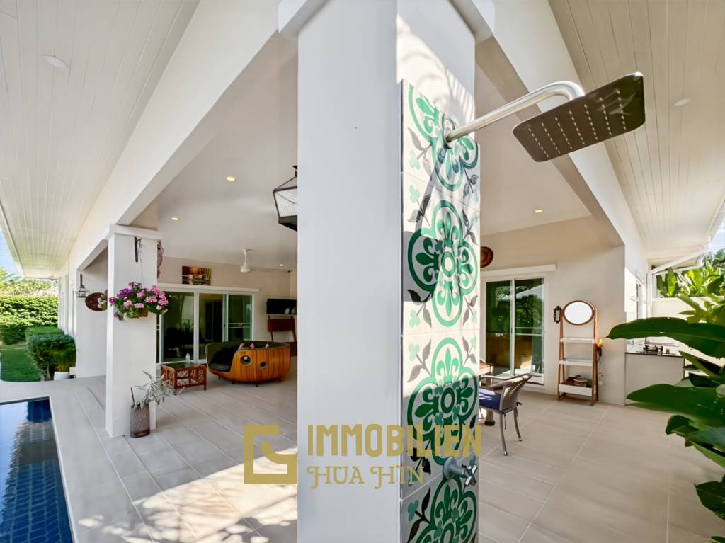 5-kW-Solaranlage / voll möbliert / 5 m x 10 m Überlauf Pool