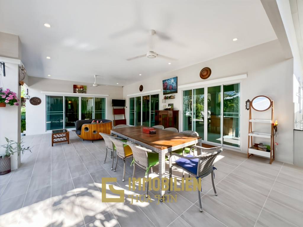 5-kW-Solaranlage / voll möbliert / 5 m x 10 m Überlauf Pool