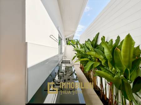 5-kW-Solaranlage / voll möbliert / 5 m x 10 m Überlauf Pool