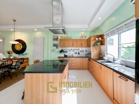 5-kW-Solaranlage / voll möbliert / 5 m x 10 m Überlauf Pool