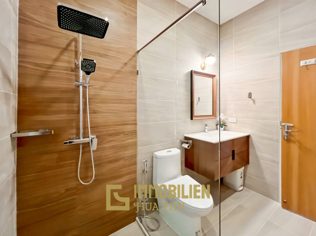 5-kW-Solaranlage / voll möbliert / 5 m x 10 m Überlauf Pool