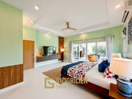 5-kW-Solaranlage / voll möbliert / 5 m x 10 m Überlauf Pool