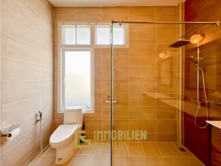 5-kW-Solaranlage / voll möbliert / 5 m x 10 m Überlauf Pool