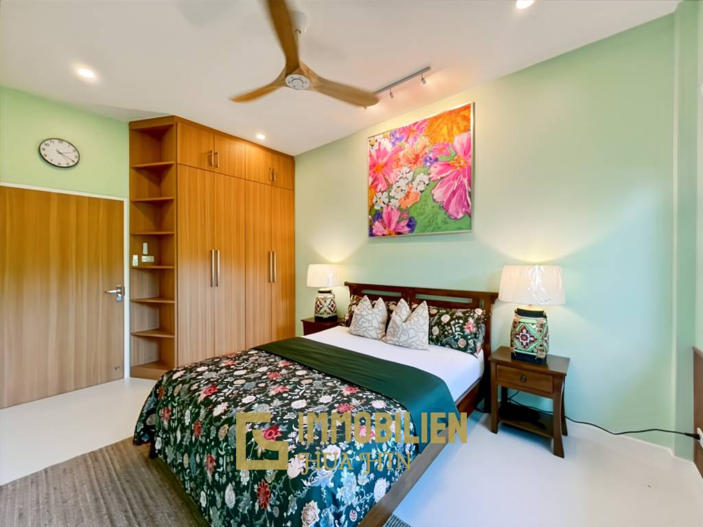 5-kW-Solaranlage / voll möbliert / 5 m x 10 m Überlauf Pool