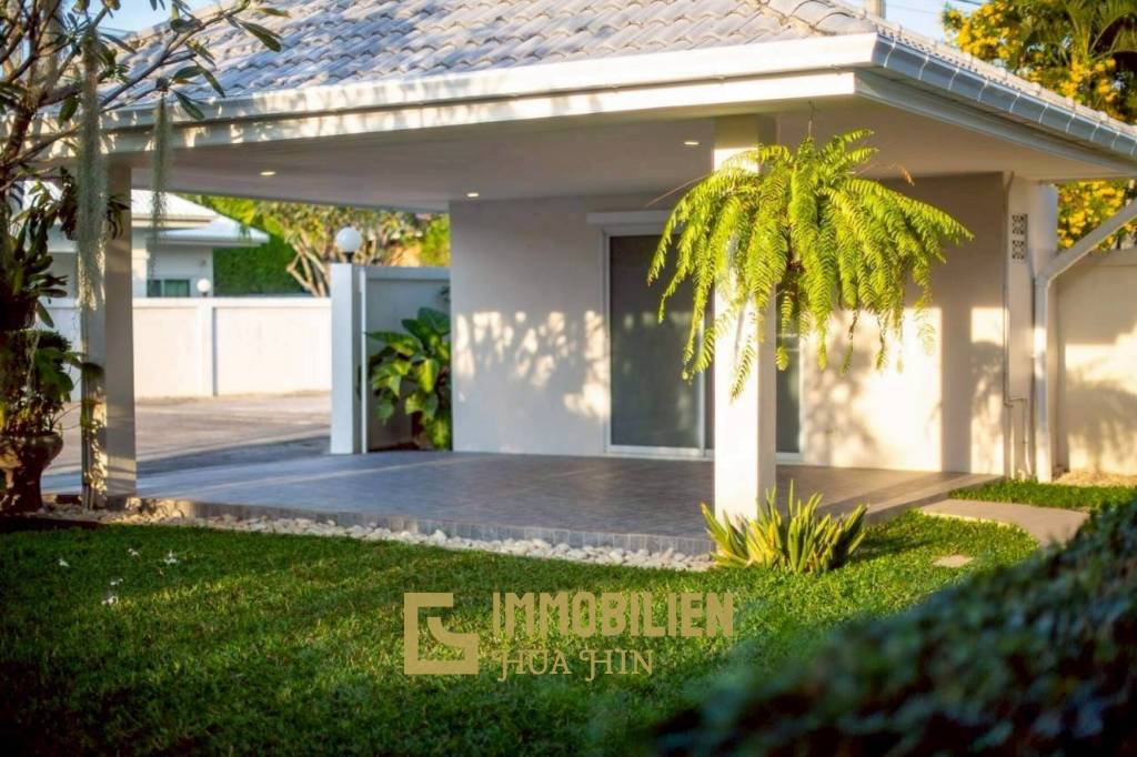 5-kW-Solaranlage / voll möbliert / 5 m x 10 m Überlauf Pool