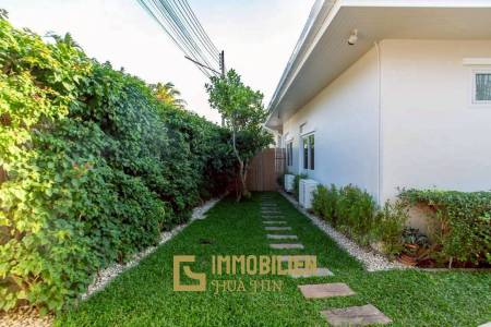 5-kW-Solaranlage / voll möbliert / 5 m x 10 m Überlauf Pool