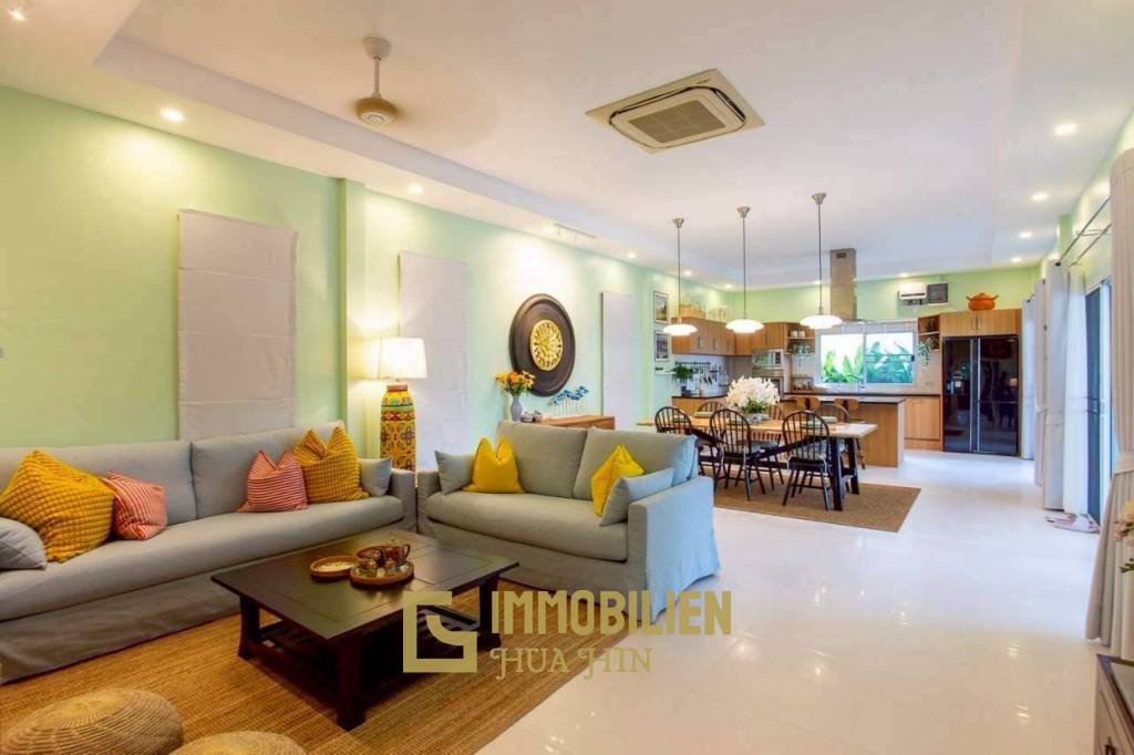 5-kW-Solaranlage / voll möbliert / 5 m x 10 m Überlauf Pool