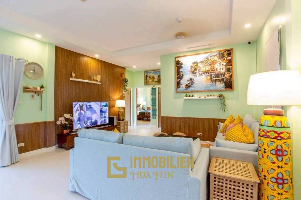 5-kW-Solaranlage / voll möbliert / 5 m x 10 m Überlauf Pool