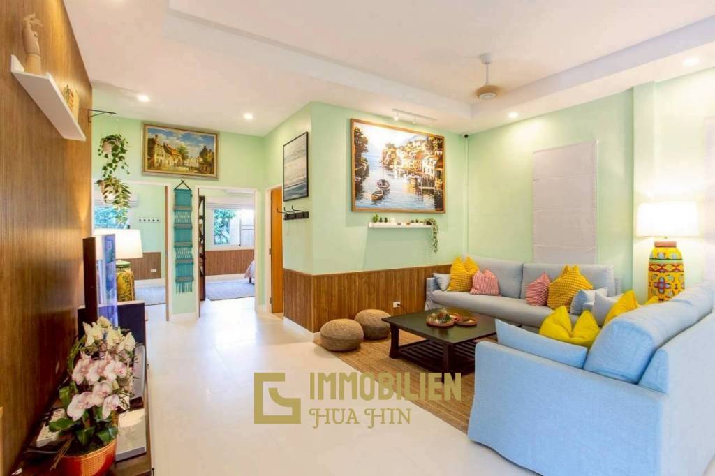 5-kW-Solaranlage / voll möbliert / 5 m x 10 m Überlauf Pool