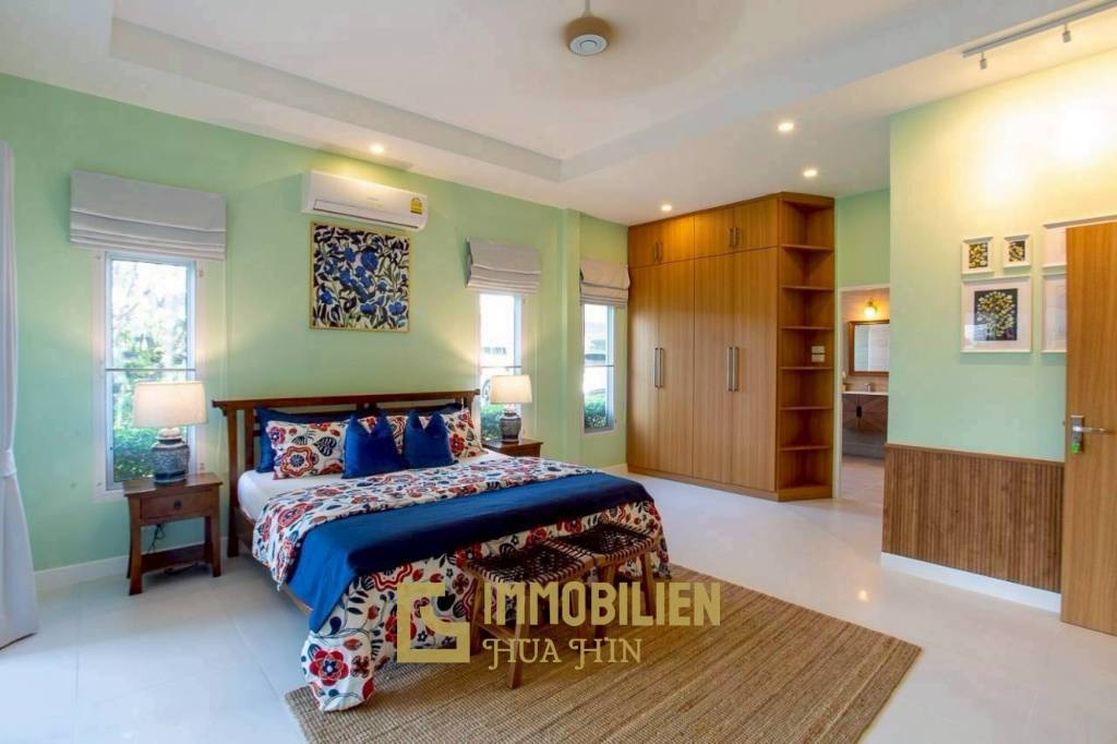 5-kW-Solaranlage / voll möbliert / 5 m x 10 m Überlauf Pool