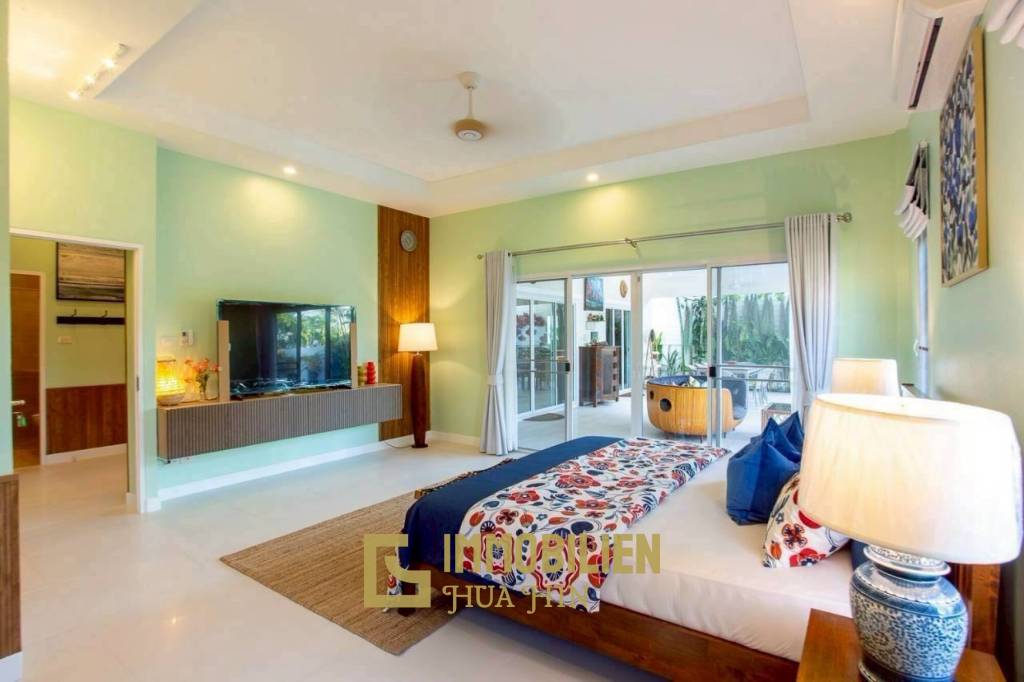 5-kW-Solaranlage / voll möbliert / 5 m x 10 m Überlauf Pool