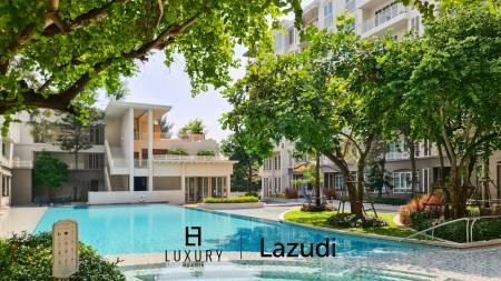 Surface habitable de 42 m² / 7e étage / grande piscine commune