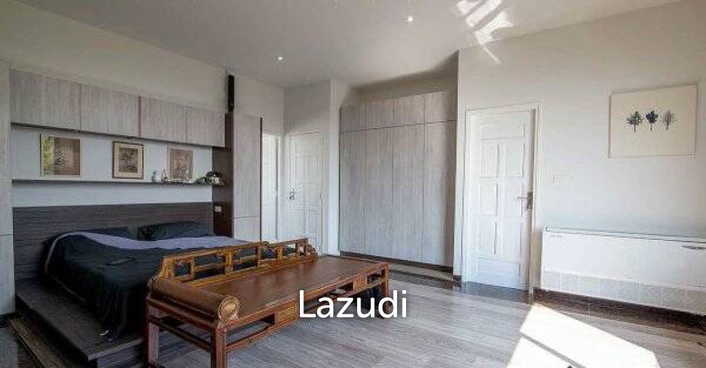 1,600 Sqm 3 Bed 3 Bath Villa For Sale