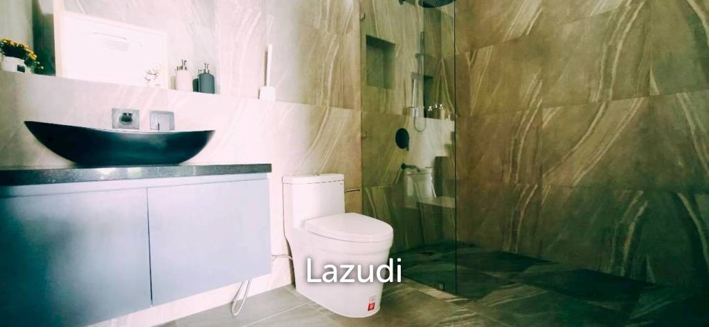 Newly Built Luxury Minimalist Pool Villa in Pattaya